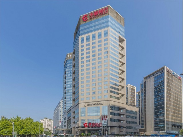 中山男童速干街舞服穿搭